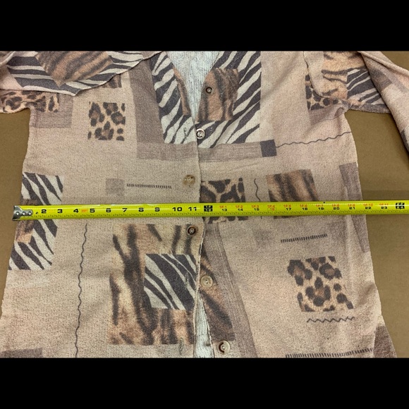 Gabriella T women’s shirt. Animal print - Picture 6 of 8